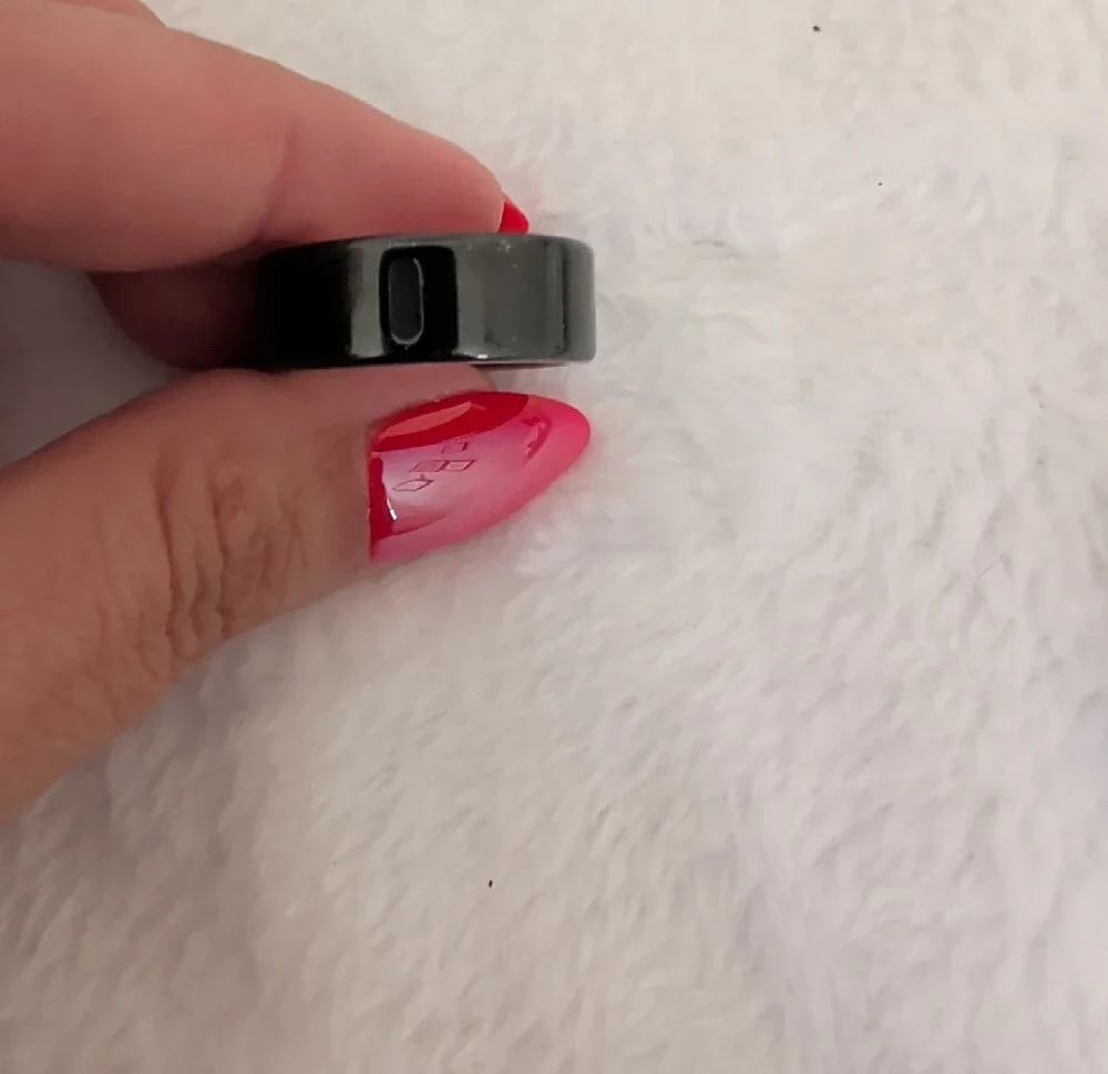 Oura Ring 4 Black — Original Box with Original Accessories - Size 7